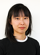 Izzie Yi, Liu