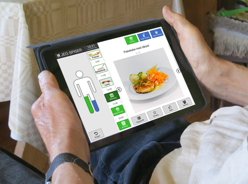 Bilde av eldre mann med appen Appetitt vist på en iPad. 